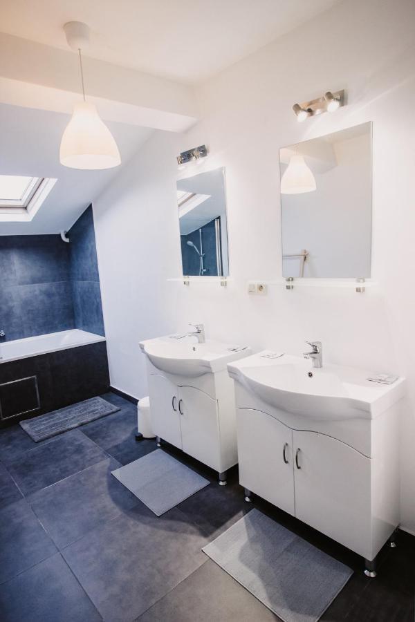 Beautiful Apartments In Porte De Namur Брюссель Экстерьер фото